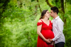 2_toulouse-photographe-grossesse-dans-foret-gb-studiophoto-
