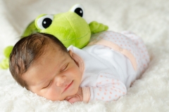 2_aucamville-photographe-newborn-nouveau-ne-GB-studiophoto.com_